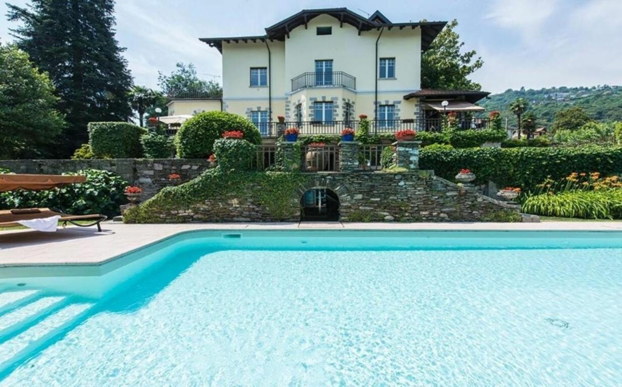 Angela Villa Stresa