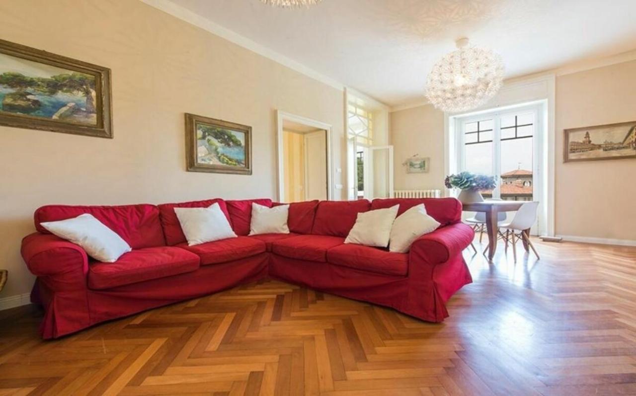 Angela Villa Stresa